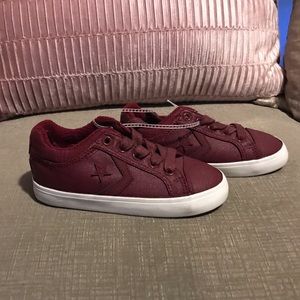 Burgundy converse
